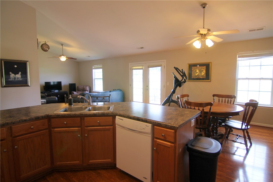 Property image 4 of 102 Silver Spur Drive in Reidville Manor, Williamston, SC 29697