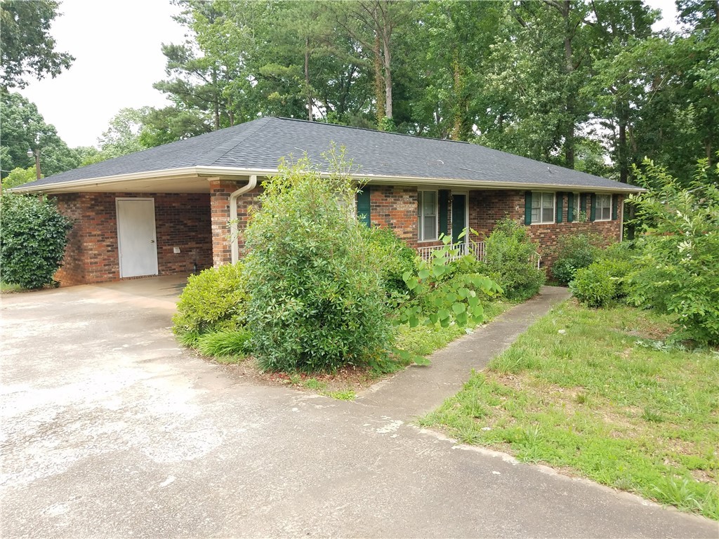 Property image 2 of 3515 River Street in Nevitt Forest S, Anderson, SC 29621