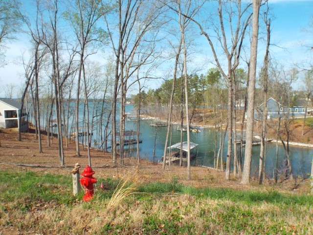 Property image 4 of Lot 23 Marina Bay Drive in Marina Bay, Seneca, SC 29672
