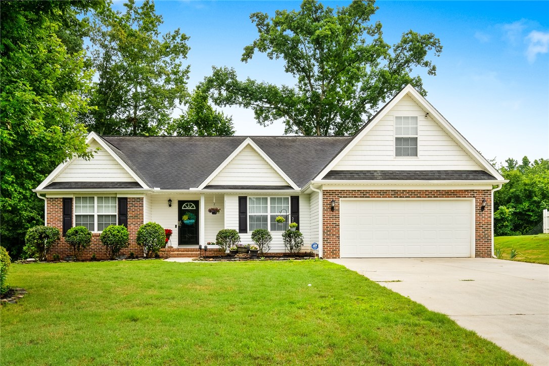Property image 3 of 315 Regency Circle in Regency Park, Anderson, SC 29625