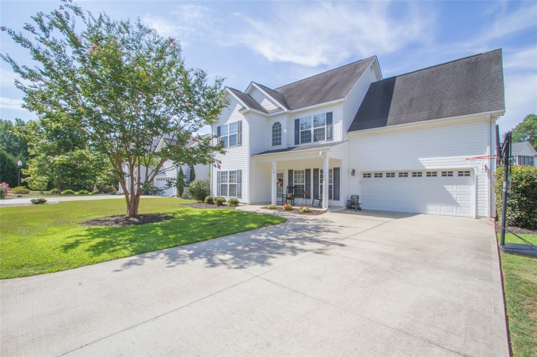 Property image 2 of 728 Britton Street in Silverleaf, Anderson, SC 29621