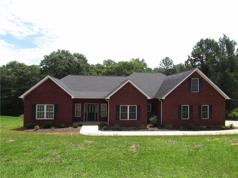 112 Pinion Lane