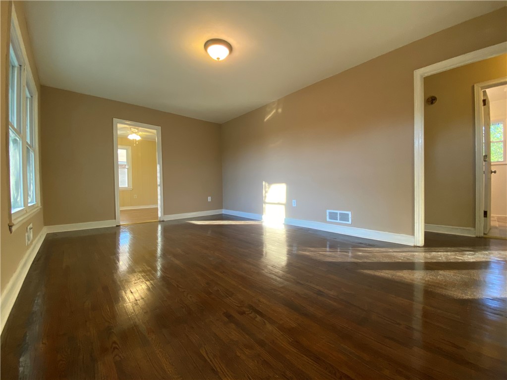 Property image 4 of 3681 River Street in Nevitt Forest S, Anderson, SC 29621