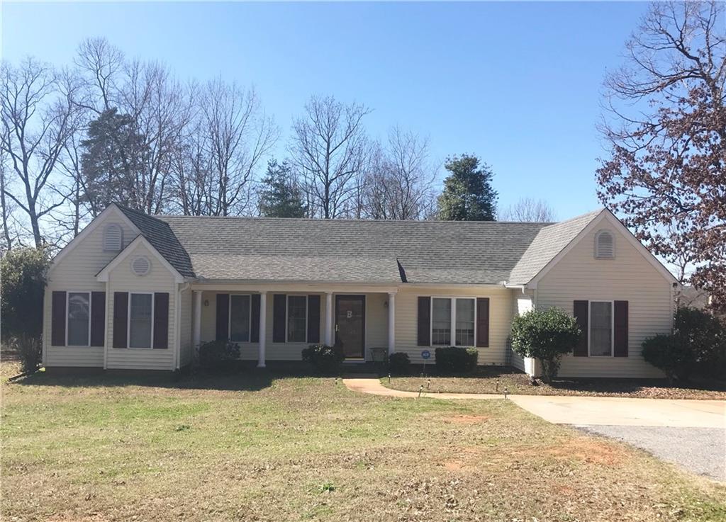 Property image 2 of 1039 Williams Street in Whispering Oaks, Pendleton, SC 29670