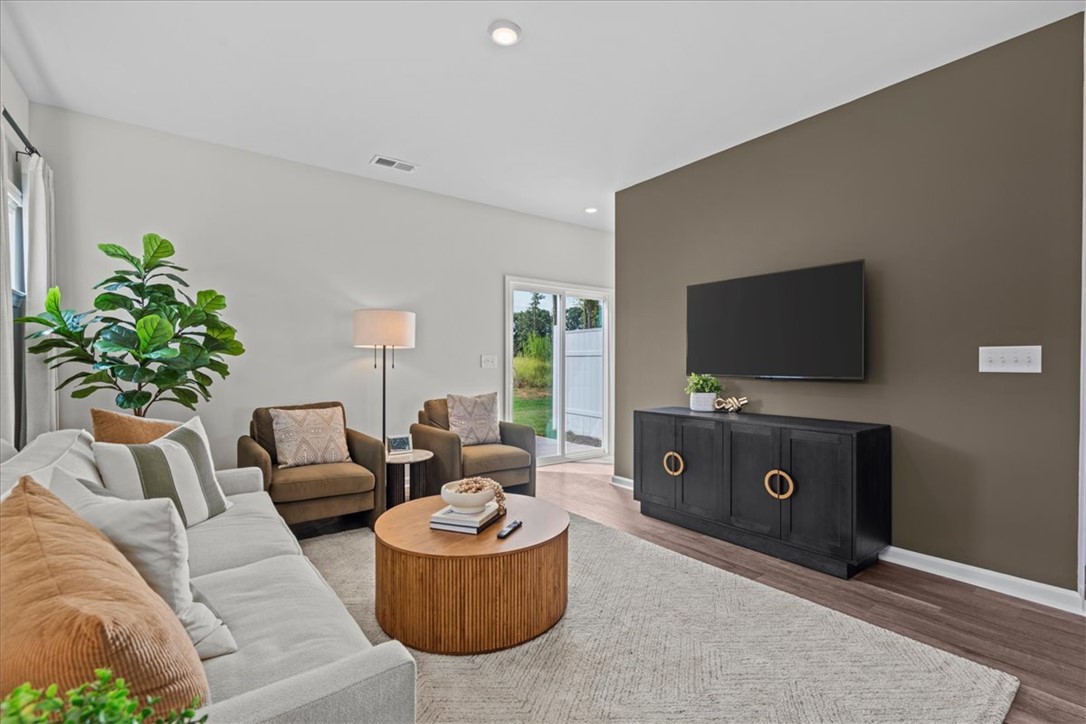 Property image 3 of 107 Lowland Drive in Clarke Townes, Anderson, SC 29621