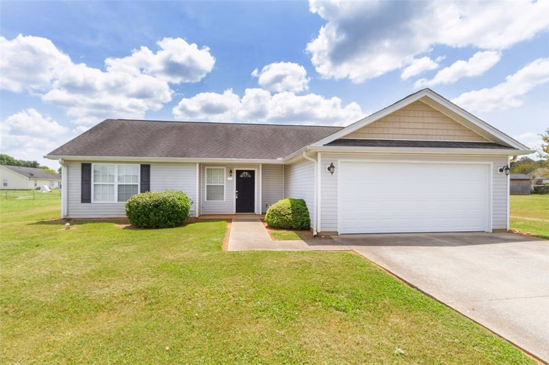 103 Silver Spur Drive