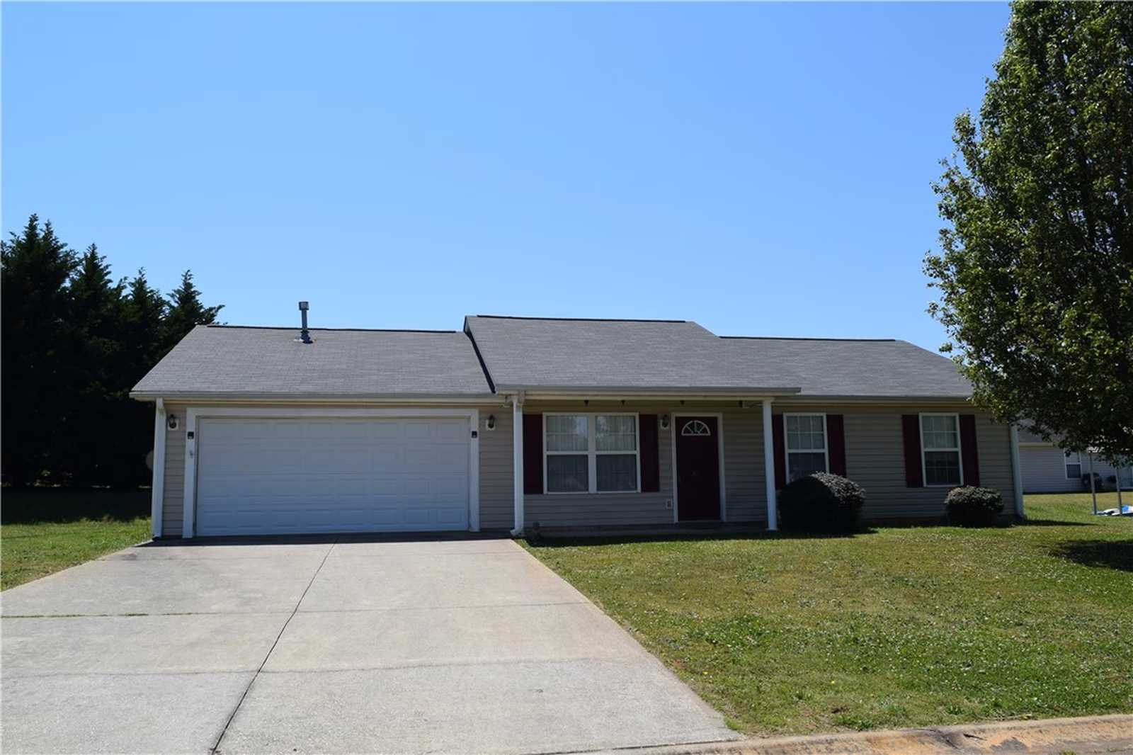 Property image 1 at 205 Rio Way, Anderson, SC 29625