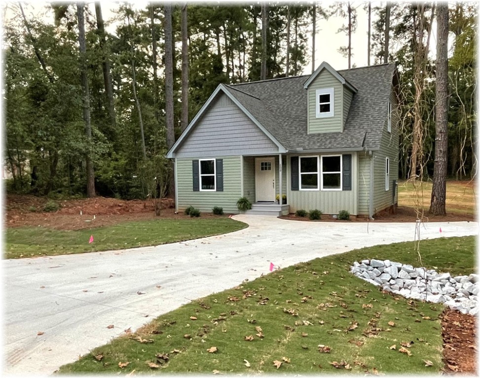Property image 2 of 209 Singing Pines Road in Singing Pines, Seneca, SC 29678