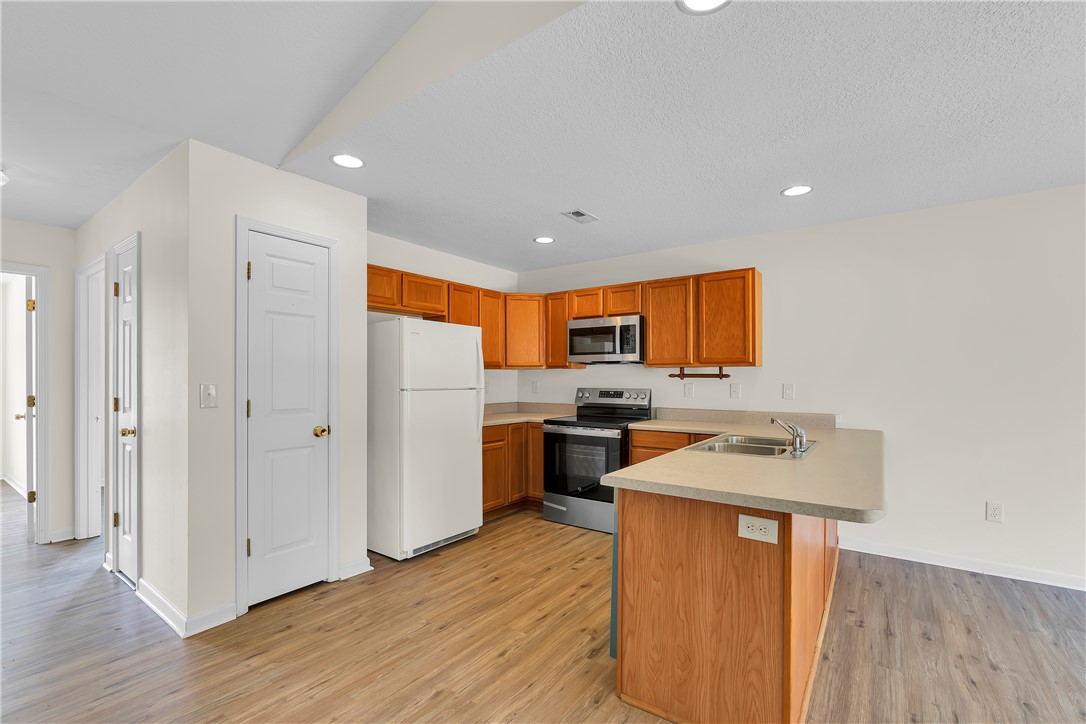 Property image 3 of 353 Monti Drive in Casa Del Rio, Anderson, SC 29625