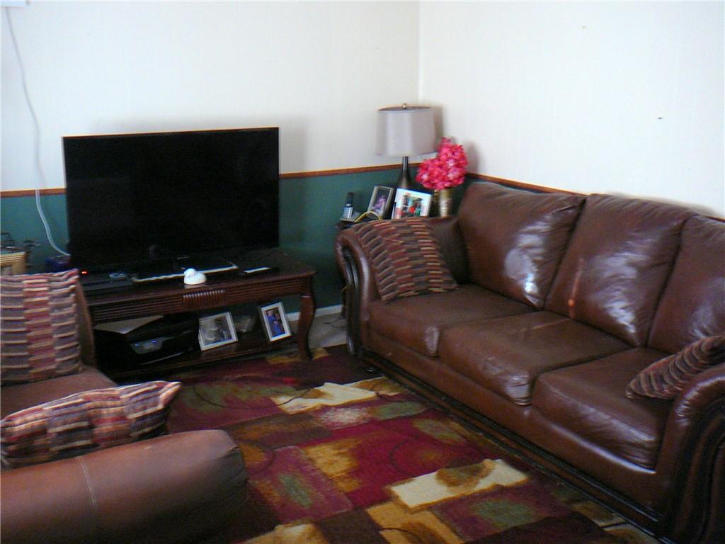 Property image 4 of 209 Brady Circle in Robinwood Subd., Starr, SC 29684