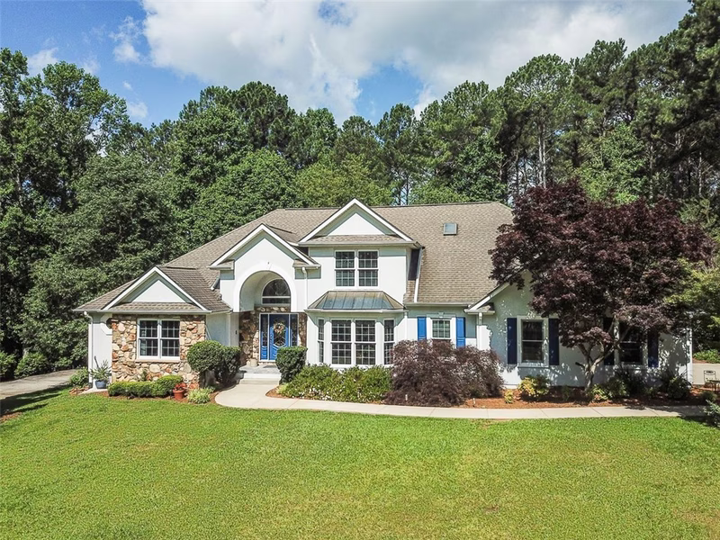 405 Sapphire Court