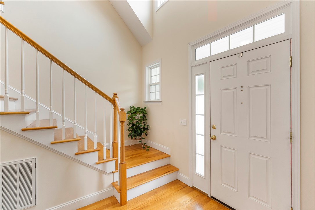 Property image 2 of 216 Savannah Drive in Silverleaf, Anderson, SC 29621