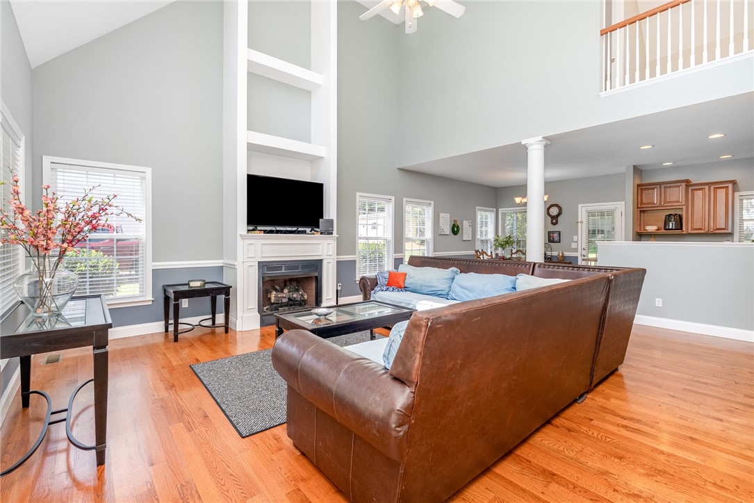 Property image 4 of 215 Savannah Drive in Silverleaf, Anderson, SC 29621
