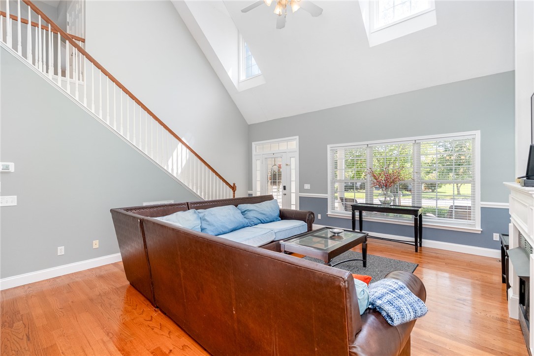 Property image 5 of 215 Savannah Drive in Silverleaf, Anderson, SC 29621