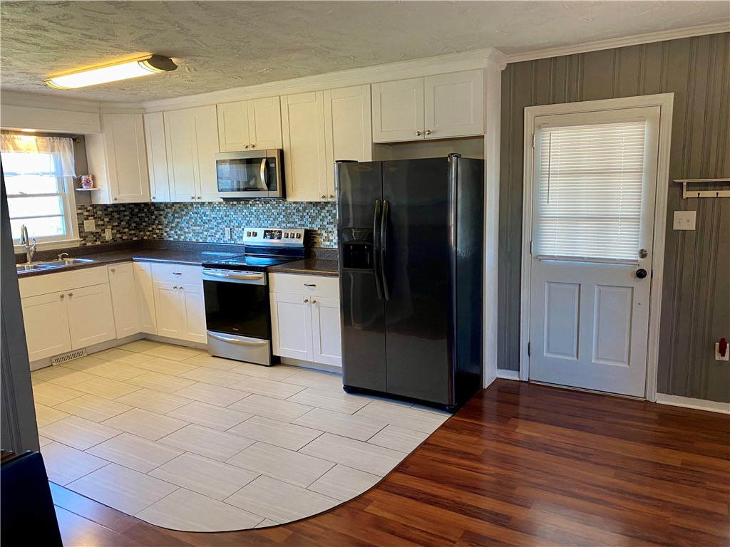 Property image 4 of 2014 College Avenue in Bellview Estates, Anderson, SC 29621