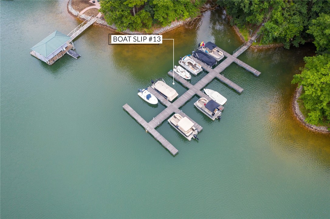 Property image 4 of 305 Bay Hill Drive in The Woods At Keowee, West Union, SC 29696