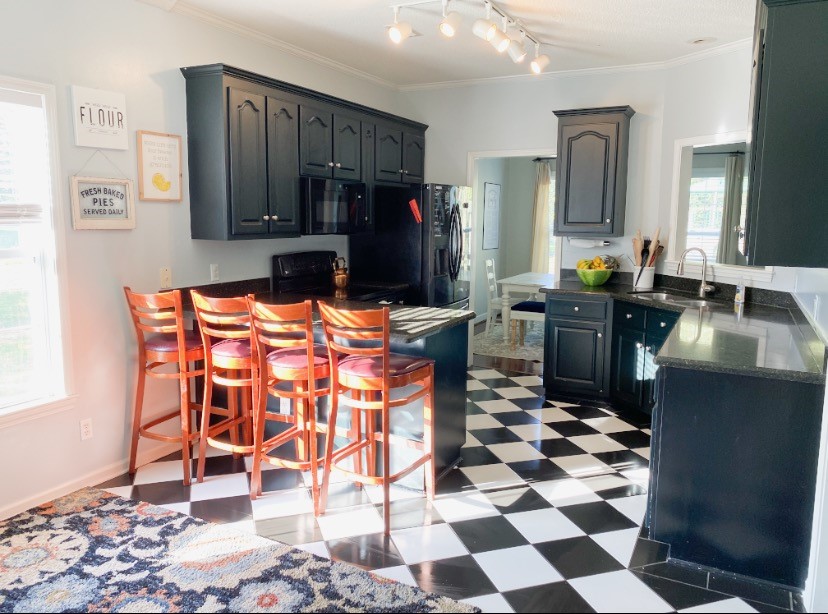 Property image 5 of 102 Leatherman Court in Silverleaf, Anderson, SC 29621