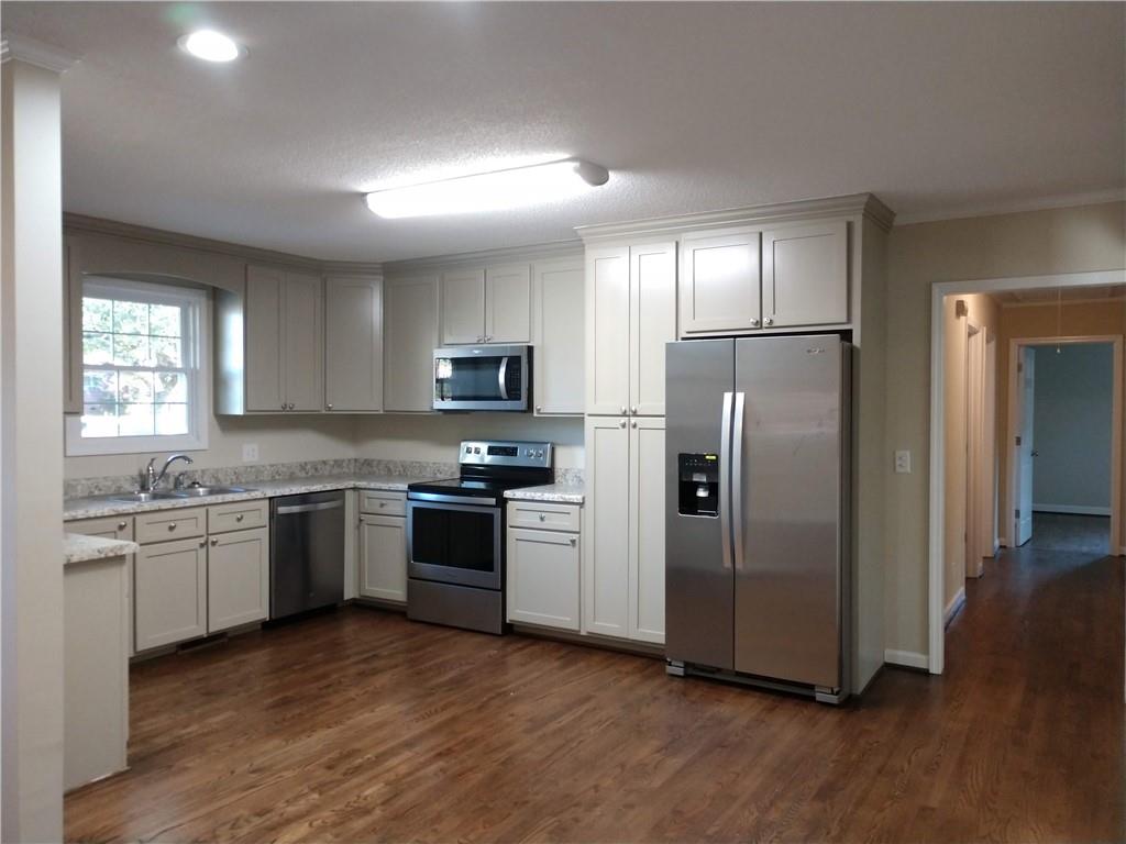 Property image 3 of 304 Nelson Drive in Fairfield Acres, Anderson, SC 29621