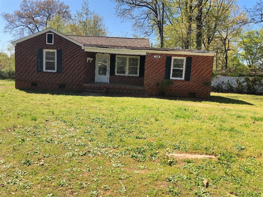 Property image 2 of 110 Collingwood Drive Drive in Fairfield Acres, Anderson, SC 29621
