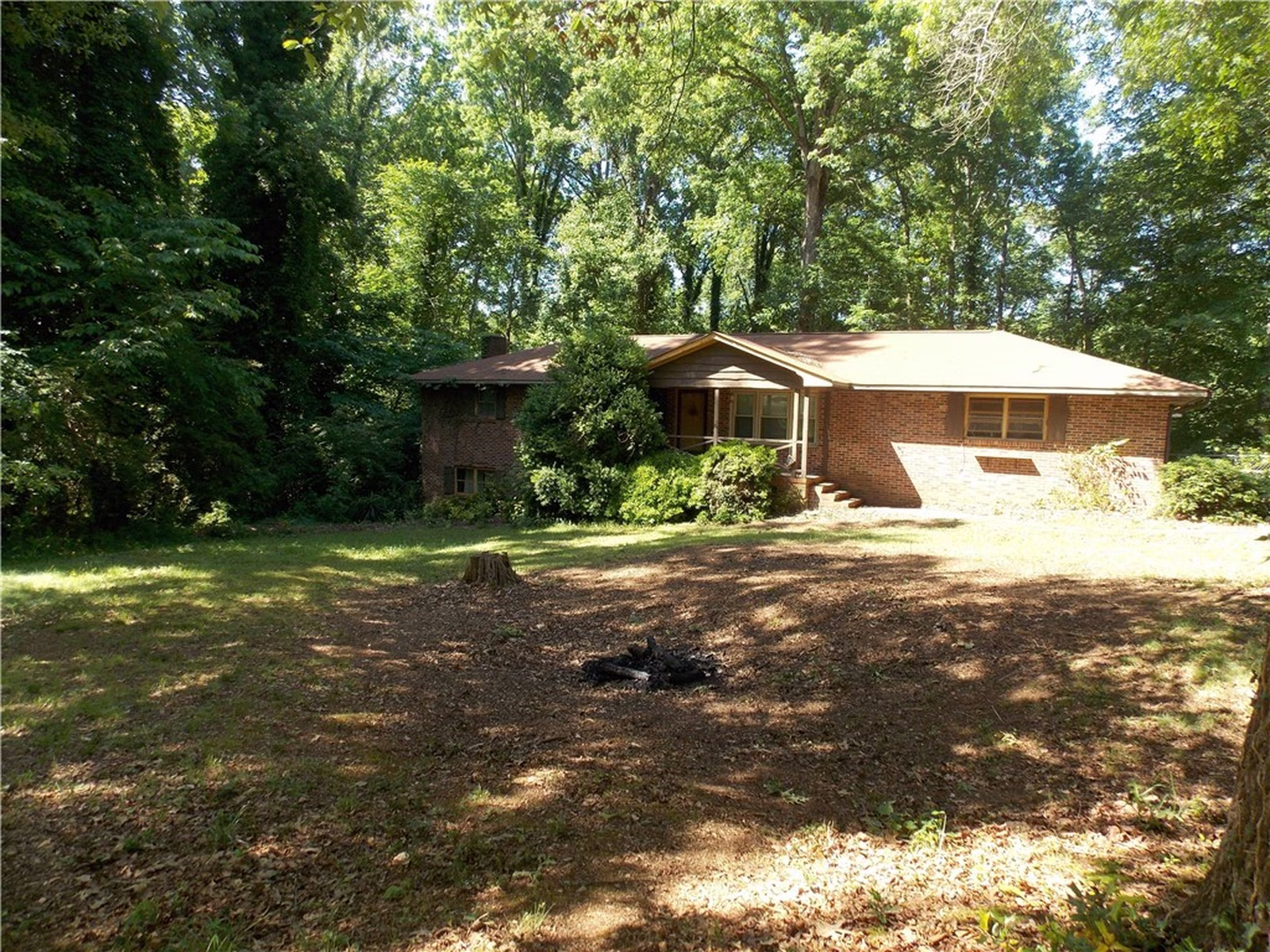 Property image 1 at 411 Ponce De Leon Drive, Anderson, SC 29621