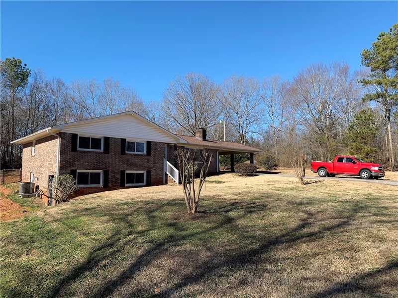 Property image 2 at 512 Andrew Pickens Drive, Seneca, SC 29678