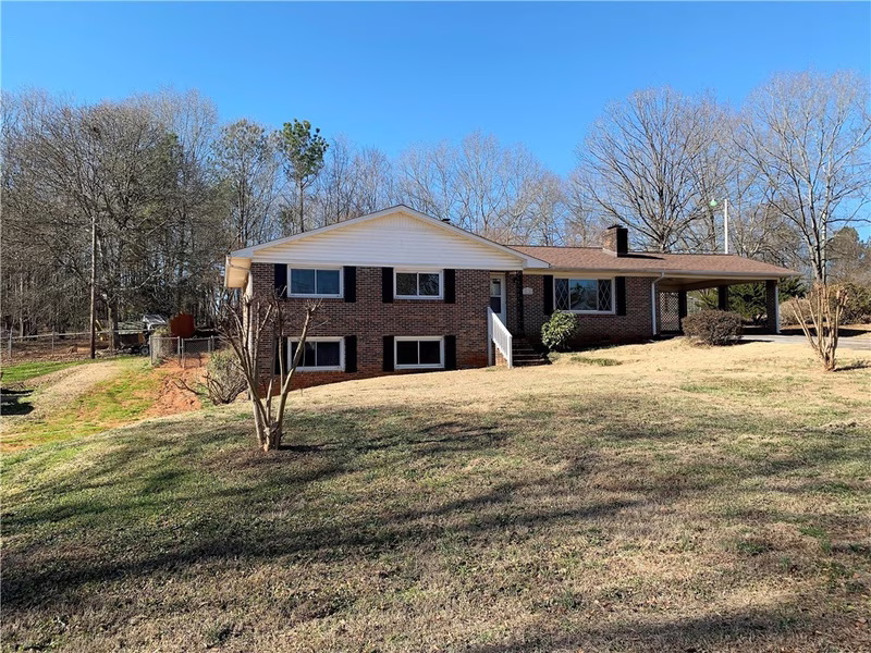 Property image 3 at 512 Andrew Pickens Drive, Seneca, SC 29678
