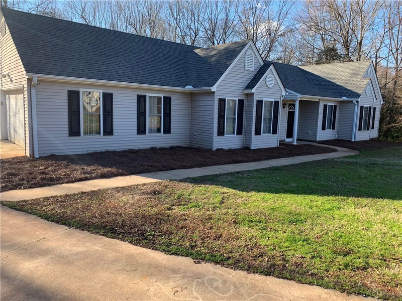 Property image 2 at 109 Periwinkle Court, Pendleton, SC 29670