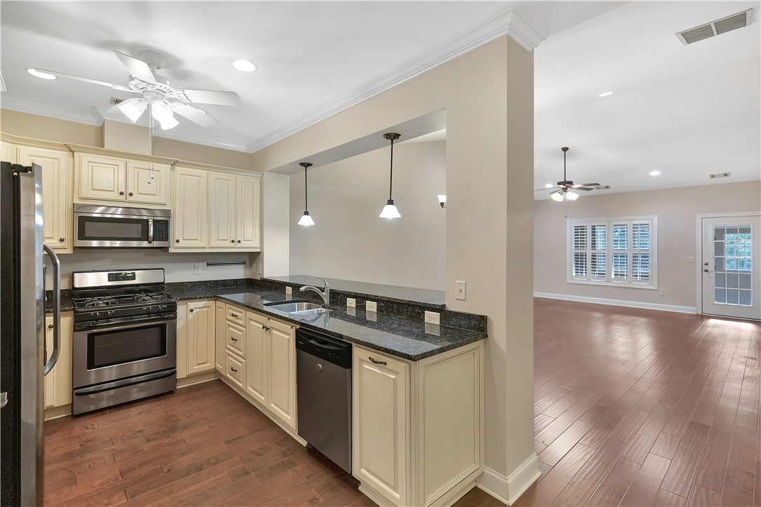 Property image 3 of 66 Hillsborough Drive in Crayton Hall, Anderson, SC 29621