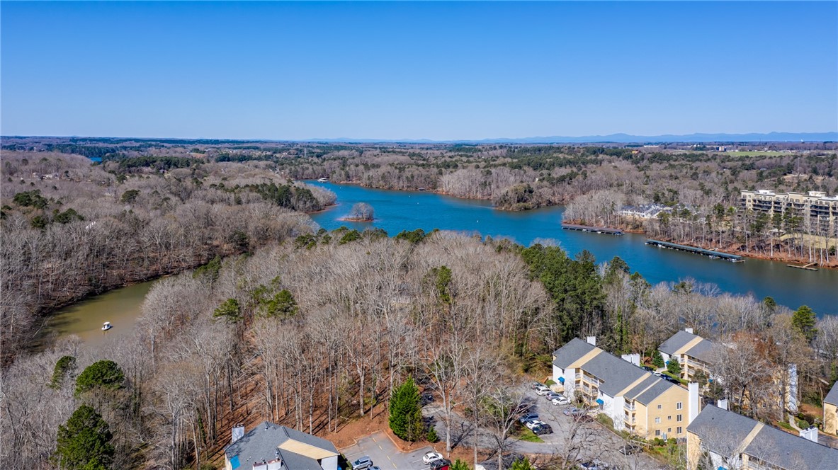 Property image 3 of 101 Northlake Drive in Northlake Condo, Anderson, SC 29625