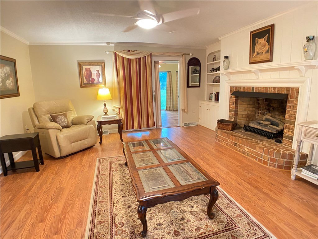 Property image 4 of 111 Yorkshire Drive in Regency Park, Anderson, SC 29625