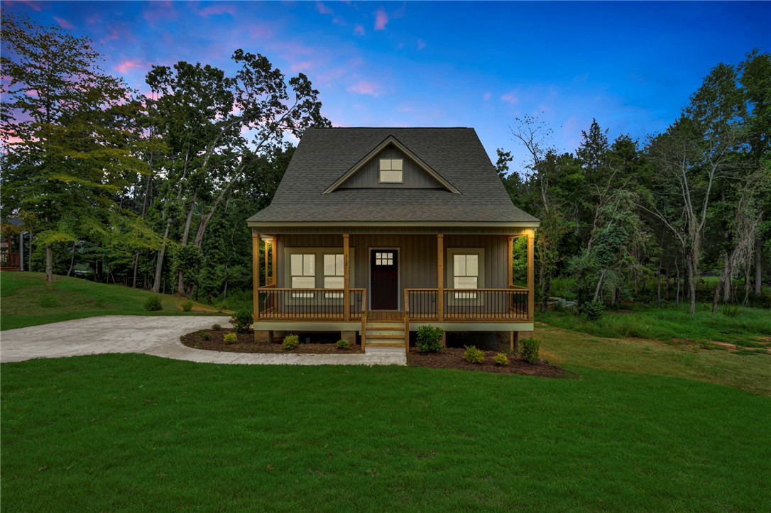 Property image 2 of 312 Forest Creek Drive in Bent Tree, Seneca, SC 29678