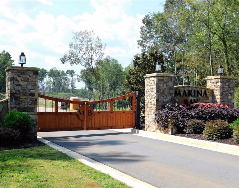 Property image 2 at 812 Mountain Way, Seneca, SC 29678